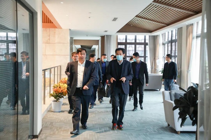 三進三服務1.jpg 三進三服務1.jpg